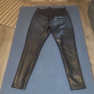 Assets by Spanx Classic Black Leggings